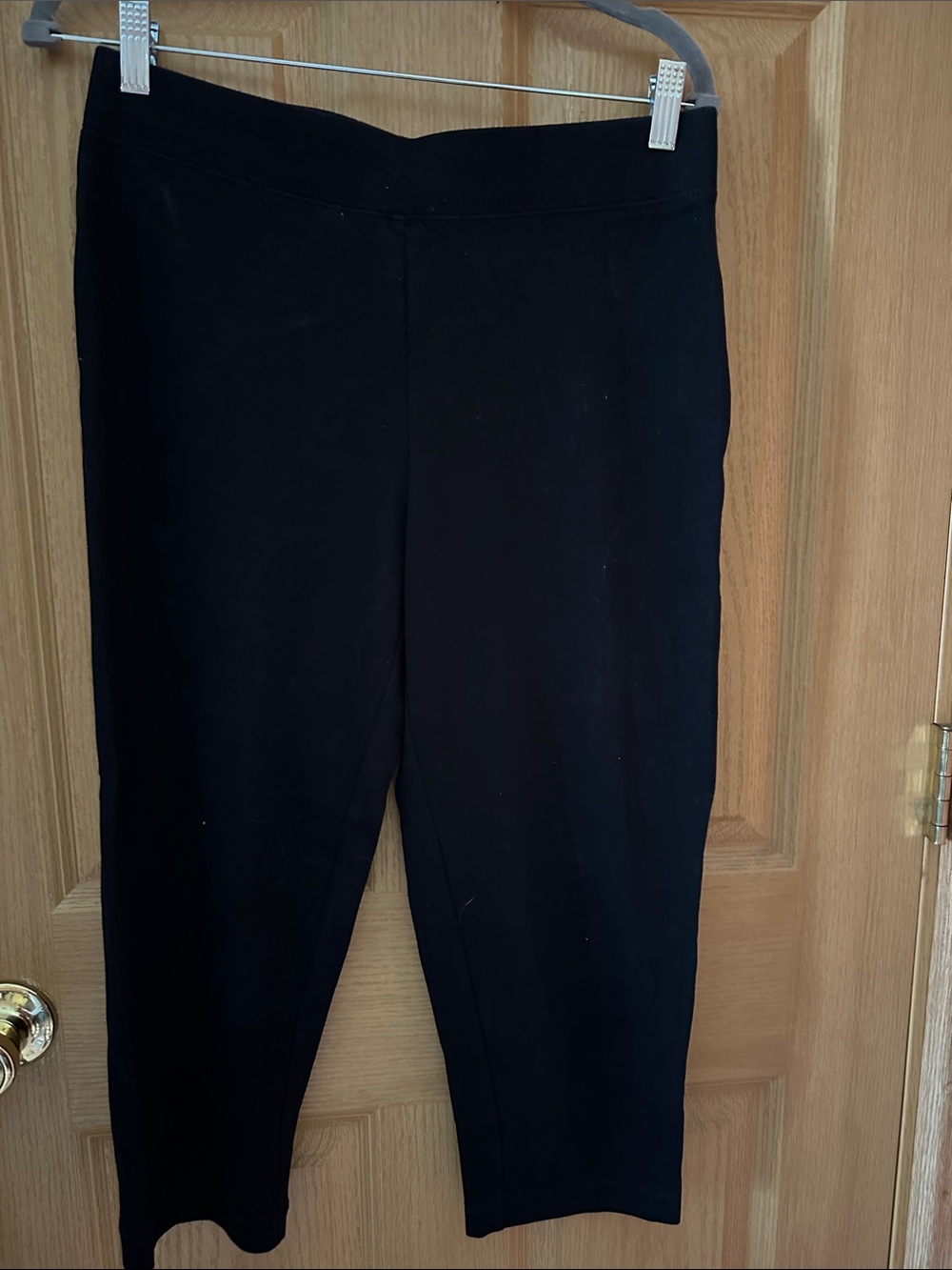 Chaps Black Cropped Ponte Pull-On Pants